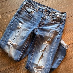 American Eagle Tomgirl jeans